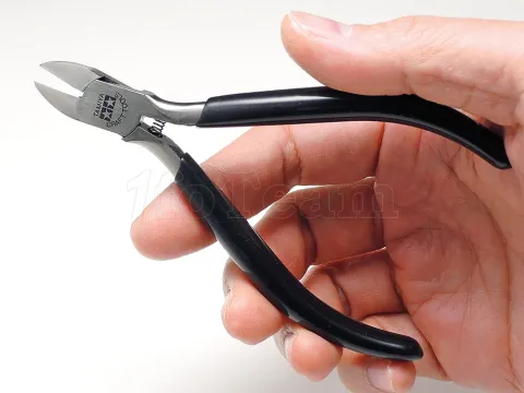 Photo de Ak Interactive - Pince Coupante Laterale pour Plastique