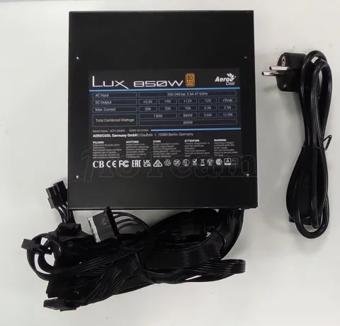 Photo de Alimentation ATX AeroCool Lux - 850W (Noir) - SN SNBLD85AEC1390362 - ID 205329