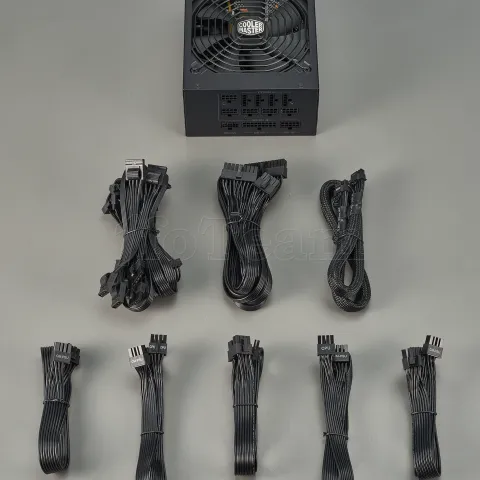 Photo de Alimentation ATX Cooler Master MWE Gold V2 - 1050W (Noir)