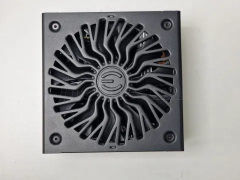 Photo de Alimentation ATX EVGA SuperNova GT - 650W (Noir) - SN 2103570618805604 - ID 201791