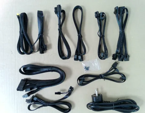 Photo de Alimentation ATX MSI Mag A750GL PCIe5 - 750W (Noir) - SN 3067ZP8B11CE010517002719  CHK30B - ID 224726