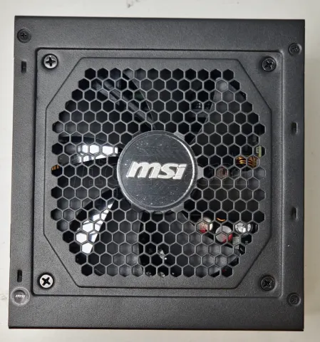 Photo de Alimentation ATX MSI Mag A850GL PCIe5 - 850W (Noir) - SN 3067ZP8A11CE010318000708 - ID 203759