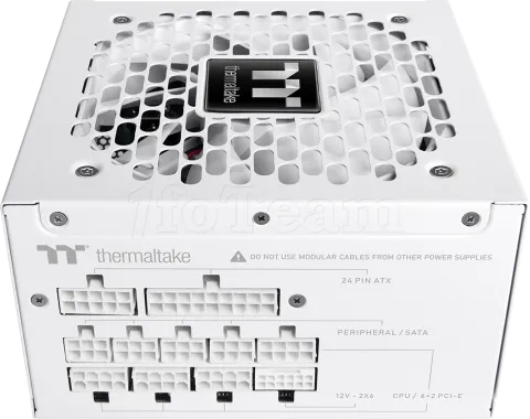 Photo de Alimentation ATX Thermaltake Toughpower GT - 750W (Blanc)