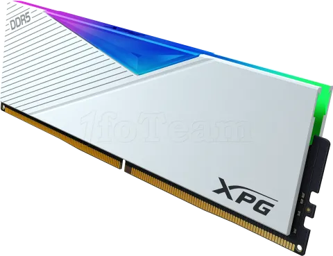 Photo de Barrette mémoire 16Go DIMM DDR5 Adata XPG Lancer RGB  7200MHz (Blanc)