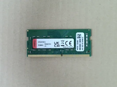 Photo de Barrette mémoire 16Go SODIMM DDR4 Kingston ValueRAM 3200Mhz (Vert) - ID 224728