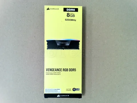 Photo de Barrette mémoire 8Go DIMM DDR5 Corsair Vengeance RGB 5200MHz (Noir) - SN ADHRT550027ZIB - ID 223064