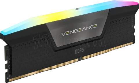 Photo de Barrette mémoire 8Go DIMM DDR5 Corsair Vengeance RGB 5200MHz (Noir)