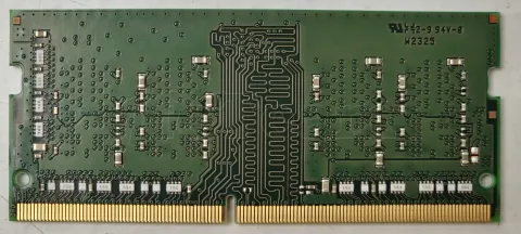 Photo de Barrette mémoire 8Go SODIMM DDR4 Kingston ValueRAM  3200Mhz (Vert) - SN 0000010050225-S005011 - ID 203752
