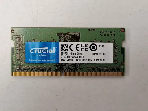 Photo de Barrette mémoire SODIMM 8Go DDR4 Crucial  3200Mhz (Vert) - SN S802C0F234143E13093 - ID 201787