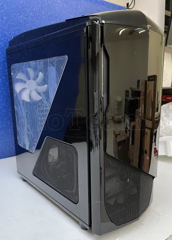 Photo de Boitier Grand Tour E-ATX NZXT Phantom 530 avec fenêtre (Noir) Id : 155356