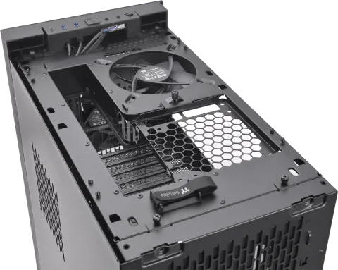 Photo de Boitier Grand Tour E-ATX Thermaltake Centralized Thermal Efficiency T500 Air RGB avec panneau vitré (Noir)