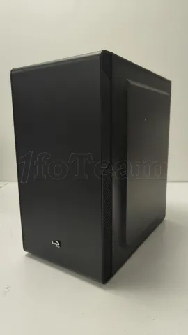 Photo de Boitier Mini Tour Micro ATX AeroCool CS-106 (Noir) - ID 193455