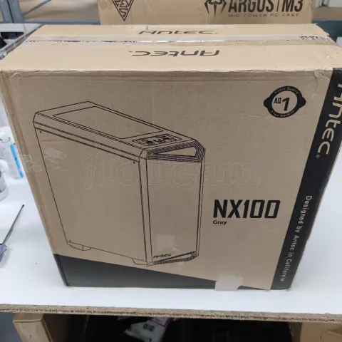 Photo de Boitier Moyen Tour ATX Antec NX100 avec panneau vitré (Noir/Gris) ID 179087 S/N 2152C00105