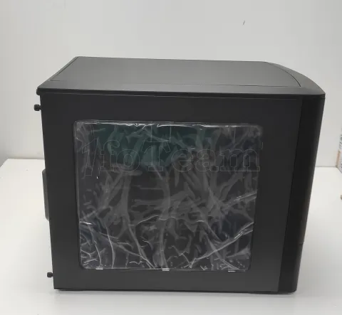 Photo de Boitier Moyen Tour ATX Fractal Design Node 804 avec fenêtre (Noir) - SN 2411FD20190800153 - ID 207401