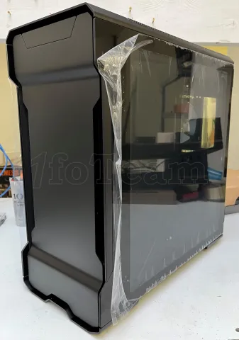 Photo de Boitier Moyen Tour ATX Phanteks Enthoo Evolv X RGB avec panneau vitré (Noir) Id : 168329