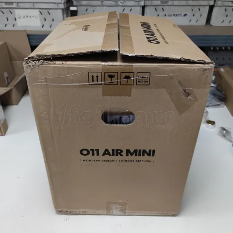 Photo de Boitier Moyen Tour E-ATX Lian-Li O11 Air Mini avec panneau vitré (Blanc) ID 180634