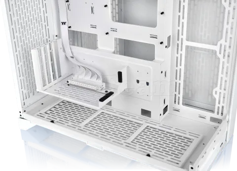 Photo de Boitier Moyen Tour E-ATX Thermaltake Centralized Thermal Efficiency E600 MX avec panneaux vitrés (Blanc)