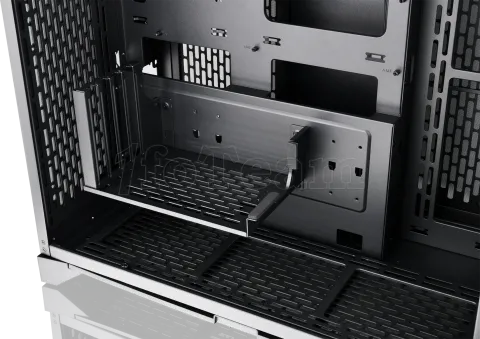 Photo de Boitier Moyen Tour E-ATX Thermaltake Centralized Thermal Efficiency E600 MX RGB avec panneaux vitrés (Noir)