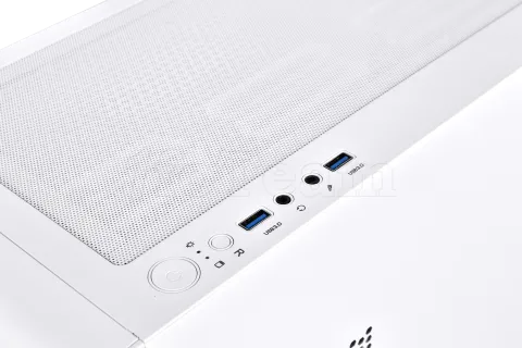 Photo de Boitier Moyen Tour E-ATX Thermaltake S250 TG RGB avec panneau vitré (Blanc)