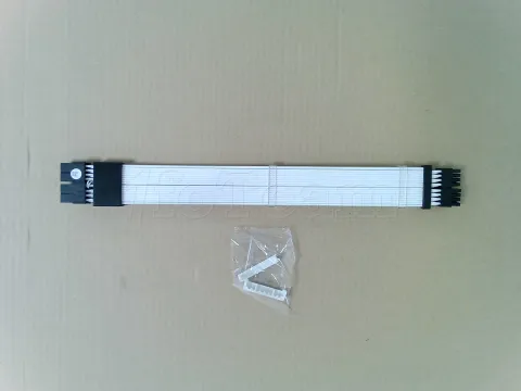 Photo de Câble Double 8 Pin Lian Li Strimer Wireless RGB - 8-1 GPU - ID 224794