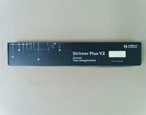 Photo de Câble Triple 8 pin vers 12VHPWR Lian Li Strimer Plus V2 RGB - ID 224789