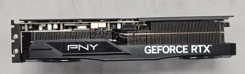 Photo de Carte Graphique PNY GeForce RTX 5070 Ti Epic-X Triple Fan OC Plus - S/N M525036134 - ID 222253
