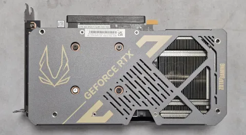 Photo de Carte Graphique Zotac Gaming GeForce RTX 5060 Amp - S/N N254000008035 - ID 222281