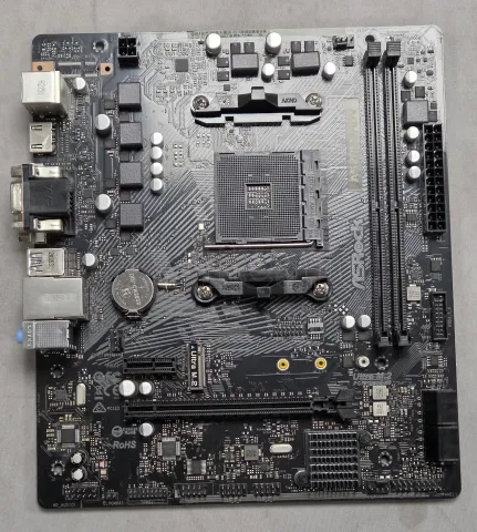 Photo de Carte Mère ASRock A520M-HDV (AM4) Micro-ATX - S/N D8M0XB201521 - ID 227211