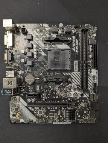 Photo de Carte Mère ASRock B450M-HDV R4.0 (AM4) Micro ATX - S/N HCFMUA057869 - ID 222636