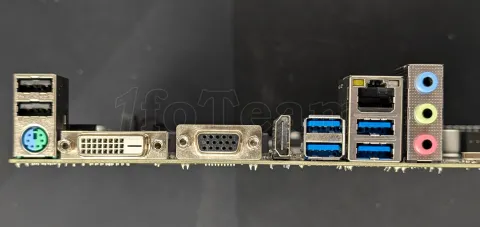 Photo de Carte Mère ASRock B450M-HDV R4.0 (AM4) Micro ATX - S/N HCFMUA057869 - ID 222636