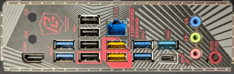 Photo de Carte Mère ASRock B650 Phantom Gaming Lightning (AM5) - S/N G4M0XB253114 - ID 222658