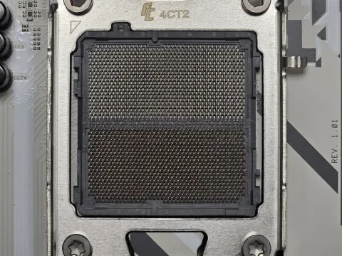 Photo de Carte Mère ASRock B650 Steel Legend WiFi (AMD AM5) - S/N J4M0XB180626 - ID 222723