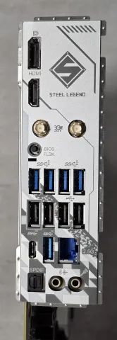 Photo de Carte Mère ASRock B650 Steel Legend WiFi (AMD AM5) - S/N J4M0XB180626 - ID 222723