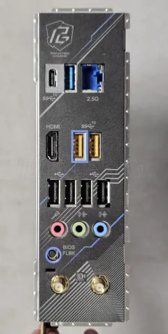 Photo de Carte Mère ASRock B650I Phantom Gaming Lightning (AM5) Mini ITX - S/N J5M0XB007551 - ID 222640