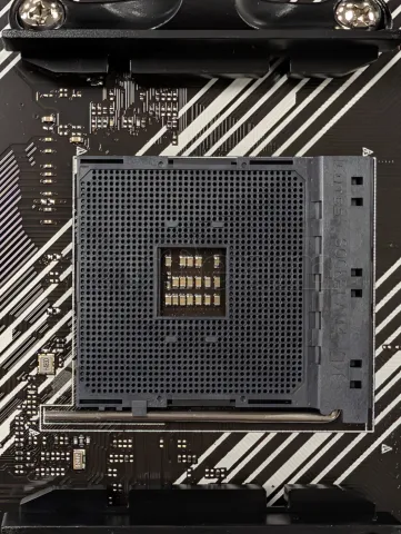 Photo de Carte Mère Asus Prime A520M-K (AM4) Micro-ATX - S/N T7M0CS030330L59 - ID 222706