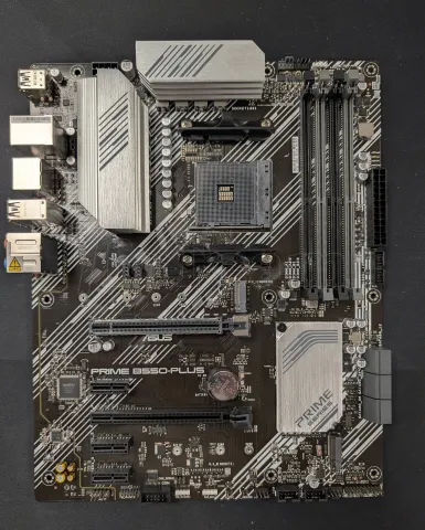 Photo de Carte Mère Asus Prime B550-Plus (AM4) - S/N SCM0KC188127NY4 - ID 222656