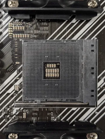 Photo de Carte Mère Asus Prime B550-Plus (AM4) - S/N SCM0KC188127NY4 - ID 222656