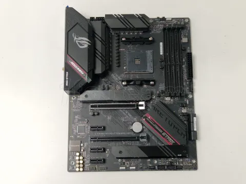 Photo de Carte Mère Asus Rog Strix B550-F Gaming WiFi II (AM4) - SN RBM0CS08N686HX9 - ID 201732