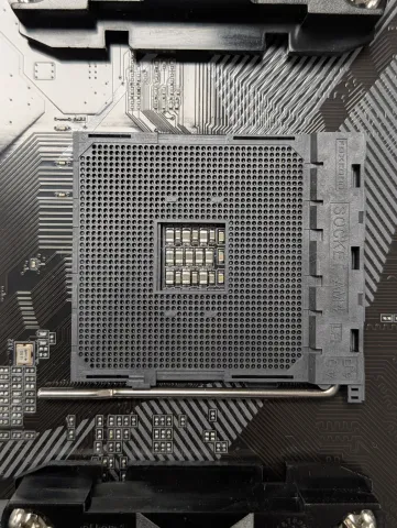 Photo de Carte Mère Gigabyte A520M K V2 (AM4) Micro ATX - S/N SN250850064661 - ID 222623