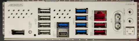 Photo de Carte Mère Gigabyte B850 Aorus Elite WiFi7 Ice (AMD AM5) - S/N SN253460065501 - ID 222719