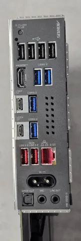 Photo de Carte Mère Gigabyte X870E Aorus Elite WiFi7 (AMD AM5) - S/N 252550061774 - ID 222759