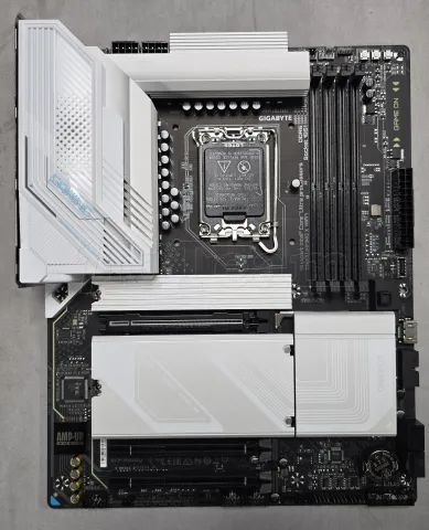 Photo de Carte Mère Gigabyte Z890 Gaming X WiFi7 (Intel LGA 1851) - S/N 243950076052 - ID 222694