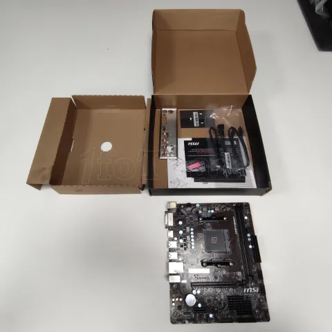 Photo de Carte Mère MSI A320M-A Pro (AM4) Micro-ATX ID 179308 S/N 601-7C51-030B2102014052