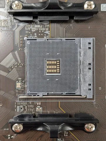 Photo de Carte Mère MSI A520M-A Pro (AM4) Micro ATX - S/N 601-7C96-120B2502067607 - ID 222713