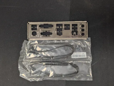 Photo de Carte Mère MSI B450M Pro-VDH Max (AM4) Micro ATX - S/N 601-7A38-170B2402005578 - ID 222639