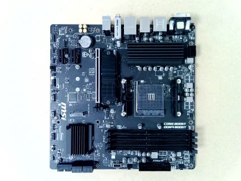 Photo de Carte Mère MSI B550M Pro-VDH WiFi (AM4) Micro ATX - SN 601-7C95-310B2510014475 - ID 223705
