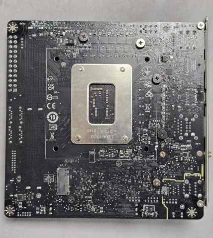 Photo de Carte Mère MSI MPG B760I Edge WiFi DDR5 (Intel LGA 1700) Mini ITX - S/N 601-7D40-050B2406003190 - ID 222708