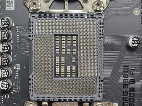 Photo de Carte Mère MSI MPG B760I Edge WiFi DDR5 (Intel LGA 1700) Mini ITX - S/N 601-7D40-050B2406003190 - ID 222708