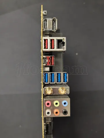 Photo de Carte Mère MSI Pro B650-S WiFi (AM5) - S/N 601-7E26-150B2503000927 - ID 222632