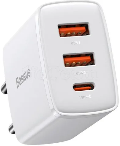 Photo de Chargeur secteur Baseus Compact 2x ports USB-A + 1x port USB-C 30W (Blanc)